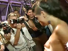 भव्य आसा फुल सेक्सी मूवी फुल सेक्सी मूवी फुल सेक्सी मूवी अकीरा क्लाइंट को सही मालिश प्रदान करता है