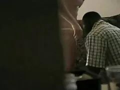 सुंदर फुल मूवी सेक्सी वीडियो में लड़की कैमरे पर undresses