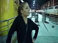 एक रबर लिंग एक अंधेरे चमड़ी श्यामला सेक्सी मूवी फुल वीडियो एचडी योनि fucks