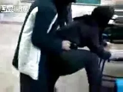लाइट बीडीएसएम, मास्टर अपने दास के गधे को सेक्सी फुल मूवी वीडियो में मारता है